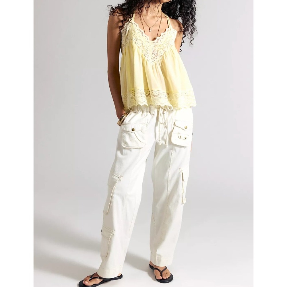 We the Free Tahiti Pull-On Cargo Pants in Tofu Free People Utility Pants Size XS